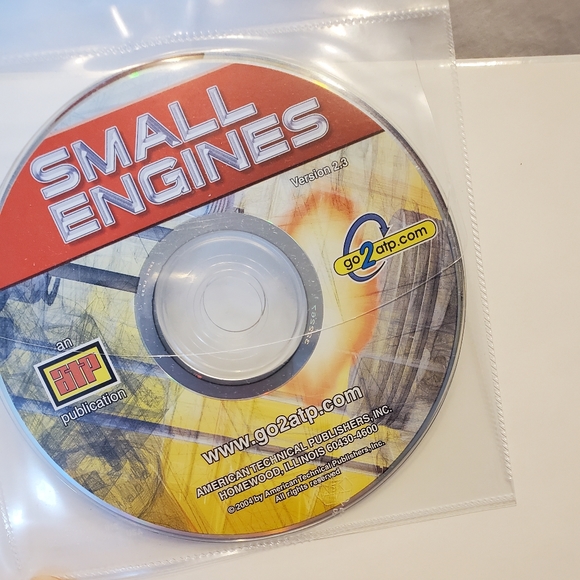 Small Engines Briggs and Stratton Repair Manual 2004 ISBN 0-8269-0012-7 - Picture 4 of 4